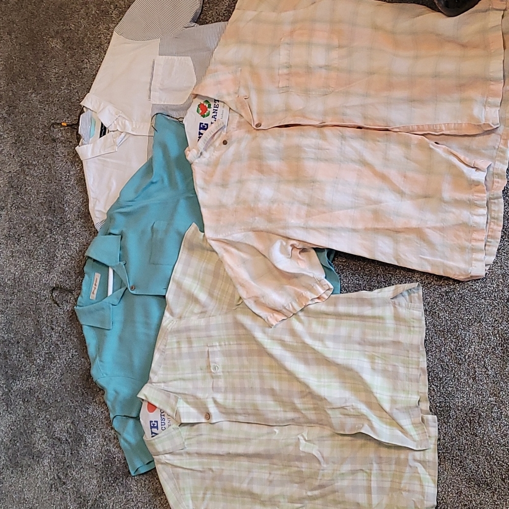 (4) Tommy Bahama casual button down shirt bundle